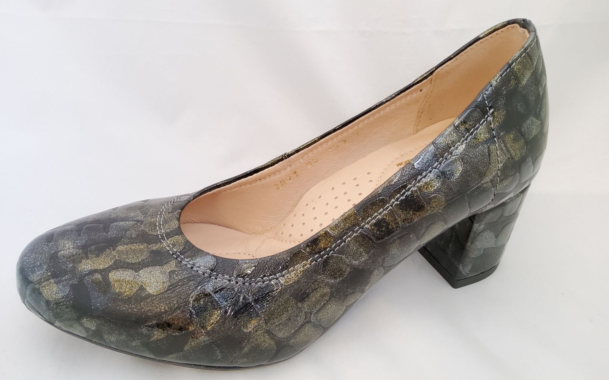 női elegáns bőr cipő  AF-713 v MULTI KROKODYL