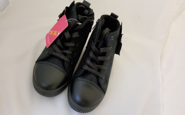Bélelt torna cipő X-7110 BLACK 30-35 méretben large