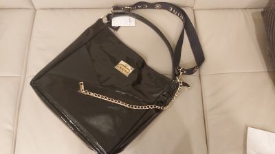 Női shopping táska C04319 fekete lakk/arany 